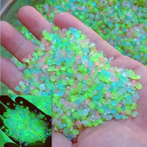 Lot de 6 000 petits graviers colorés, sable lumineux coloré, pierres noctilucentes, galets fluorescents pour aquarium, pierres décoratives, aquascape 3-5 mm/150 g (1/5)