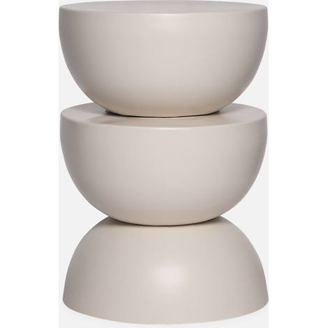 Mesa auxiliar o mesita de metal