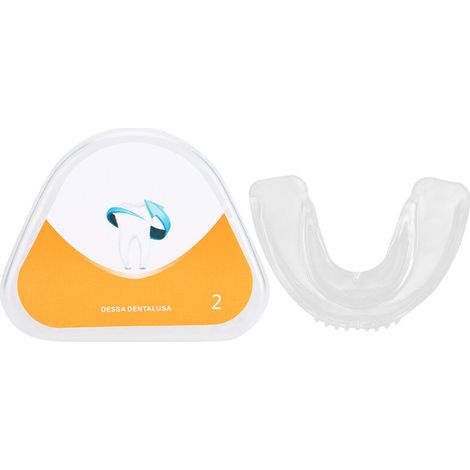Gouttière dentaire transparente correctrice en silicone pour phase modérée d'orthodontie