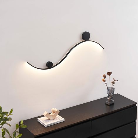 Langwellige LED-Design-Wandleuchte mit doppelter schwarzer Halterung - Curva