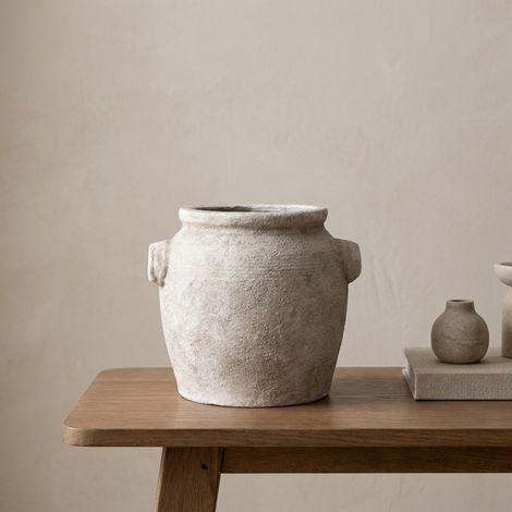 Contemporary Natural Flower Vase (1/2)