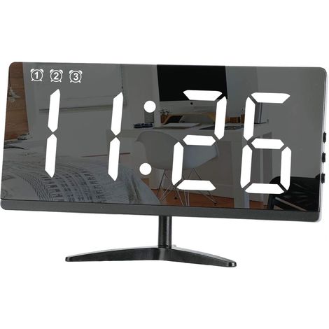 Réveil numérique avec grands chiffres LED, 3 groupes d'alarme, surface miroir, 3 niveaux de luminosité/volume réglables, port de chargement USB, convient pour la chambre, le salon ou le bureau.
