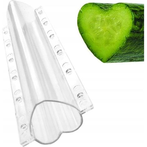 CETRIOLI ZUCCHINE VERDURE MUFFA A FORMA DI CUORE