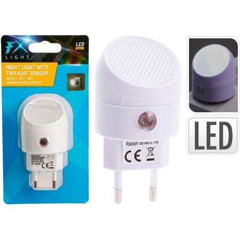 FX LIGHT luz nocturna sensor , Luz nocturna con sensor LED, una lámpara enchufable automática diseñada para proporcionar iluminación suave y segura durante la noche en el hogar.

C
