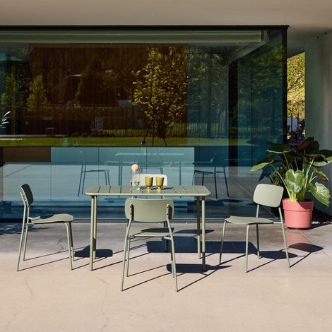 Table de jardin métal + 4 assises kaki. Amélia + Liva L 120 x 70 x 72.5cm (1/5)