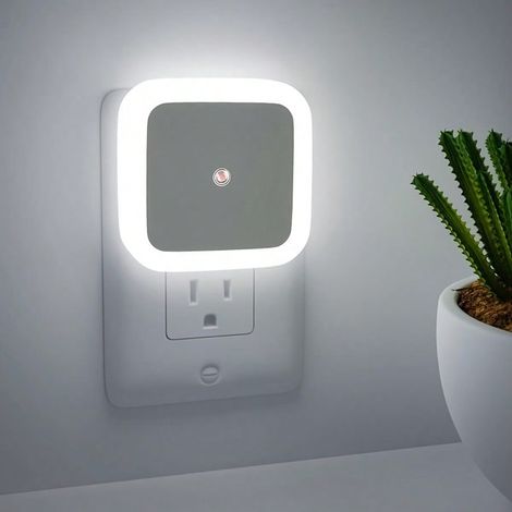 Lot de 4 pièces de veilleuses LED avec capteur automatique crépuscule-aube - Veilleuse à brancher pour couloir, chambre, cuisine et escaliers (1/5)