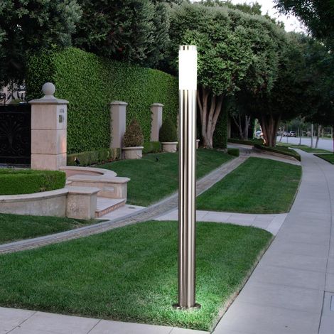 Lampada da terra per illuminazione da esterno in acciaio inossidabile con base per percorso della lampada in un set che include lampadine a LED
