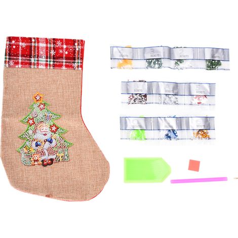Peinture strass en forme de chaussette, style Noël, bricolage : créations décoratives attrayantes pour cheminées (1/5)
