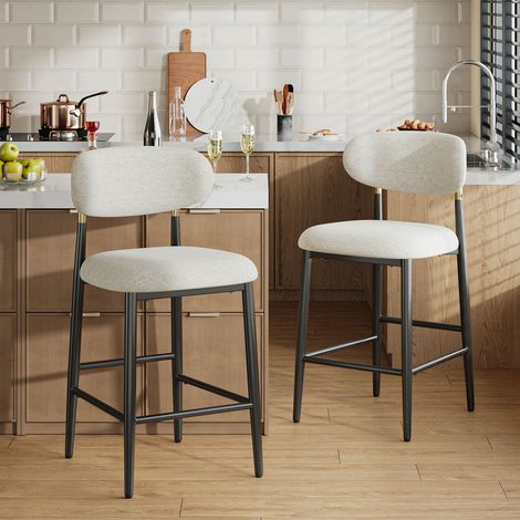 COLAMY Lot de 2 Tabourets de Bar en Tissu, Chaises de Bar Rembourrées avec Dossier Arrondi et Finition Dorée, Pieds en Métal Noir et Repose-Pieds, pour Îlot de Cuisine et Comptoir,beige (1/5)