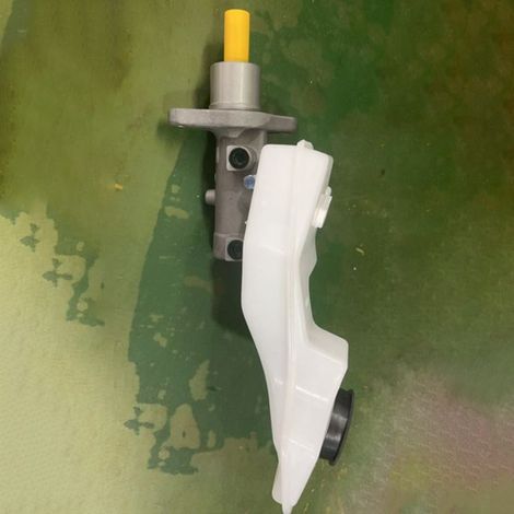 BPYS-43-40ZC, BPYS-43-10ZA, and M630428 are suitable for the brake master cylinder of 10-15 Mazda 3. (1/3)