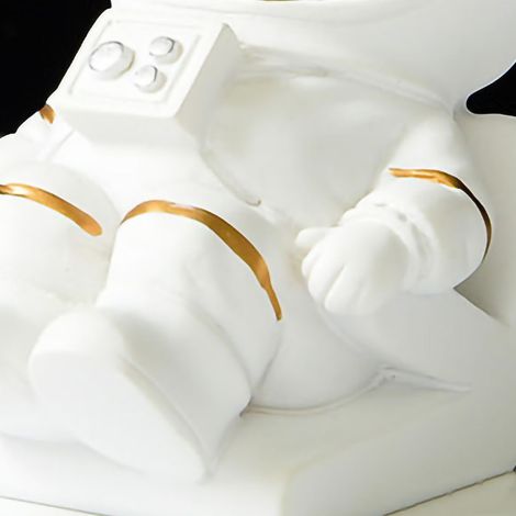 Figurine Astronaute Décorative – Sculpture Voyageur Spatial en Résine pour Bureau Bibliothèque Maison – Idée Cadeau Anniversaire Original MYY2020-4A