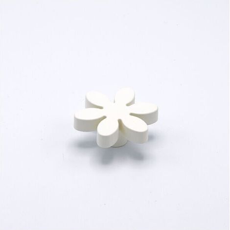 Pomolo a forma di fiore di colore bianco in goffrato fine 56x24mm - 415 Flower