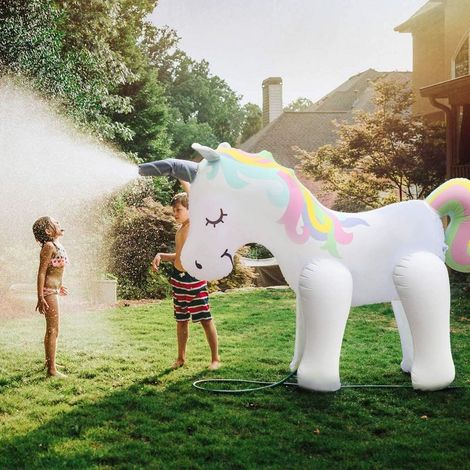 Linghhang – Géant gonflable licorne arroseur – Jouet aquatique 1,5 m – PVC épais 0,012'' – Installation rapide – Pour jeux d'été enfants et adultes (1/5)