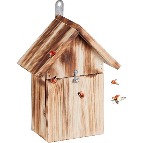 Casetta in legno per coccinelle