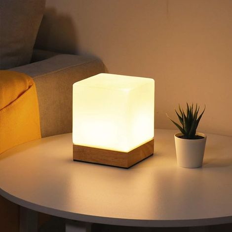 Moderne Cube Lampe de Table Abat-jour en Verre Carré Base en Bois E27 Douille Lampe de Chevet Lampe de Bureau pour Chambre étudier Hôtel restaurant Salle à manger Salon cuisine bar (1/5)