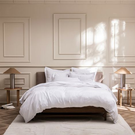 Housse de couette 240 x 220 cm — satin de coton peigné Prestige — rayures 120 fils/cm² (1/4)
