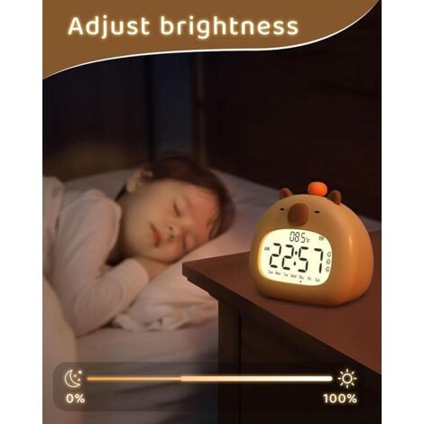 Lntyq Sveglia notturna per bambini, sveglia digitale da comodino Capybara, luminosità LED regolabile, 3 gruppi di impostazioni di allarme educative giorno/notte, adatta a bambini, studenti e adolesce (1/4)