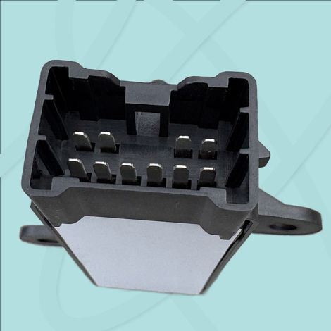 Part number 87066-6CC0A is suitable for the seat adjustment switch on the left side of the driver's seat in the Nissan Altima Rogue.--DTEKGAZ (1/3)