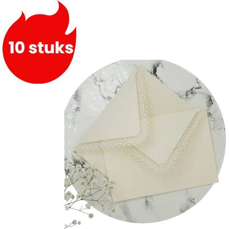 Dreieckiger Umschlag mit 10 Stück gravierte Spitzeneinladung Hochzeitseinladung korallenrot (1/5)