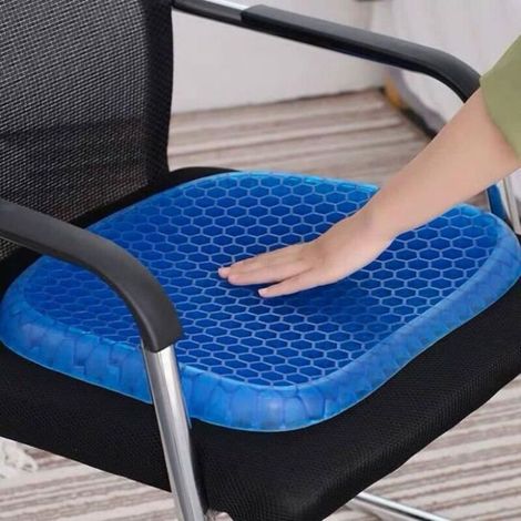 SHOP-STORY - Coussin d\'assise thérapeutique à mémoire de forme avec gel et revêtement antidérapant (1/4)