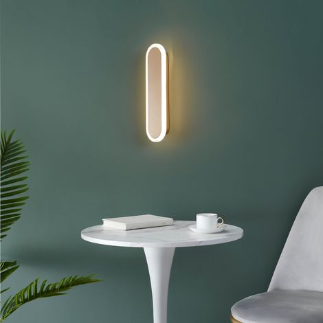 Minimalistische, längliche Wandleuchte in Gold - Delia (1/5)
