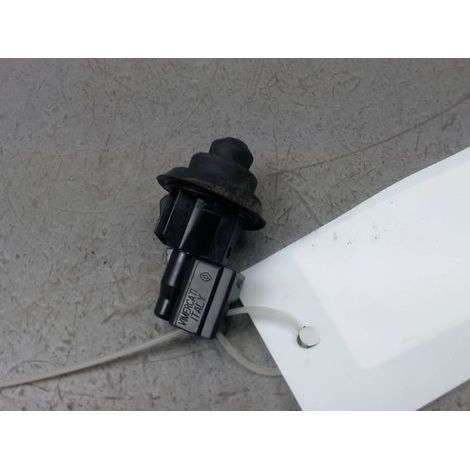 [PRODUIT D'OCCASION] Contacteur Porte Arriere Gauche DACIA Sandero 2008- ♻️ Ref Oe. 7700427640 - Garantie à vie