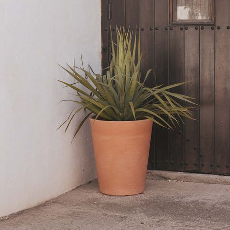 GERBERA 50 RÚSTICA Macetero Redondo de Interior y Exterior Para Plantas y Flores Muy Resistente al Paso del Tiempo. Hecho de Polietileno en España - Terracota
