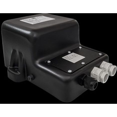 Grünbeck Netzanschlussgerät 600 VA für 2 Unterwasserscheinwerfer, 207000190000