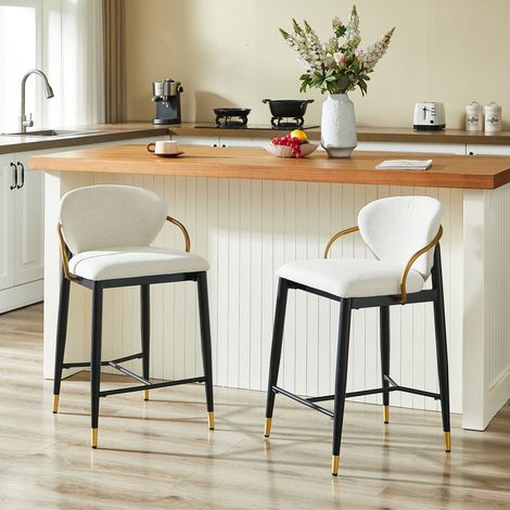 Lot de 2 tabourets bar beiges chenille, réglables, détails noir et or, dossier et repose-pieds (1/5)