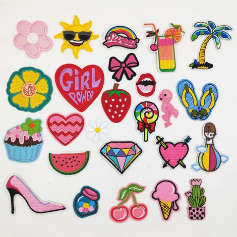 Lot de 24 écussons thermocollants brodés pour filles, à coudre ou à repasser, pour vêtements, robes, chapeaux, jeans, accessoires DIY... (1/5)
