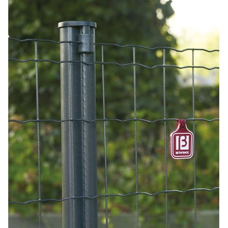 Beta – Poteau pour clôture Bekaclip 48x1,2mm h 130 – Acier galvanisé – Revêtement polyester – Vert – Rainures de fixation colliers