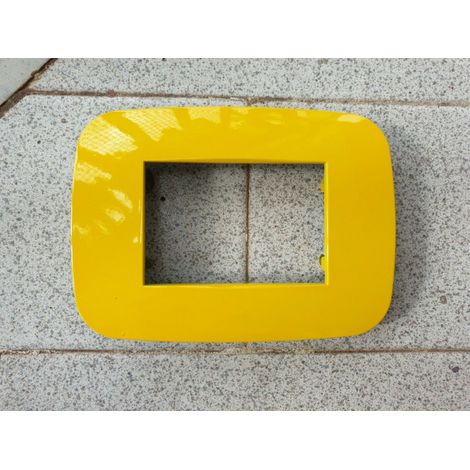 Plaques Plaques Compatibles Avec Les Trous Colorés De La Série Axolute Bticino Jaune