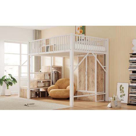 Lit mezzanine en métal 140x200 cm avec garde-corps design en bois et treillis métallique, incluant grande armoire, tiroirs et échelle de rangement, blanc (1/5)