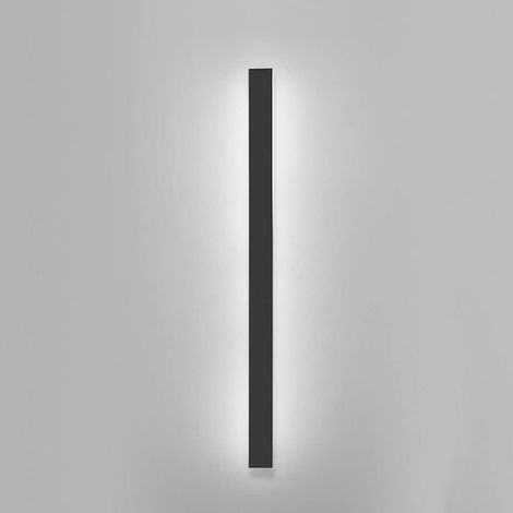 Applique murale longue d'extérieur en aluminium avec abat-jour linéaire en acrylique, applique murale étanche IP65 noire, applique murale d'éclairage décoratif côté piscine, LED moderne - lumi (1/5)