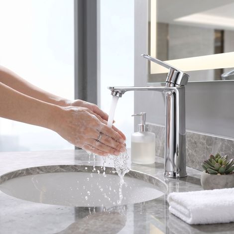 Comanlai - Mitigeur de Lavabo Salle de Bain Chromé - Robinet de Vasque Design Plat Moderne, Robinetterie Lave-Main Eau Chaude et Froide en Acier Inoxydable (1/5)