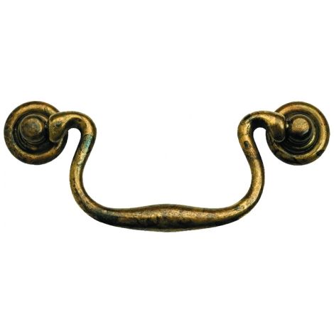 Ouvre&Déco – Poignée de meuble tombante – Laiton imitation rouille – Entraxe 96 mm – Largeur 97 mm – Hauteur 9 mm