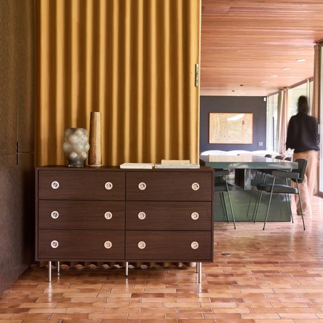 Commode vintage décor bois et acier inoxydable 6 tiroirs noyer - Shelby