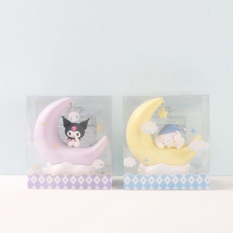 Authentique Sanrio Cinnamon Dog Chloe, ornement lumineux LED Croissant de Lune Doux Rêve, adorable petite veilleuse Chloe (1/4)