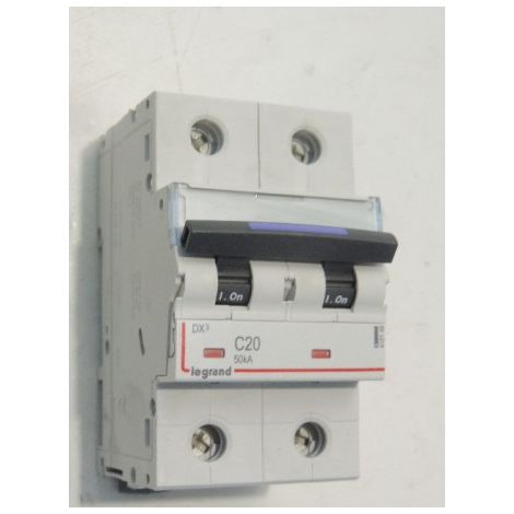 Disjoncteur 20A 2P courbe C 50kA bornes vis/vis 3 modules C20 DX3 LEGRAND 410149