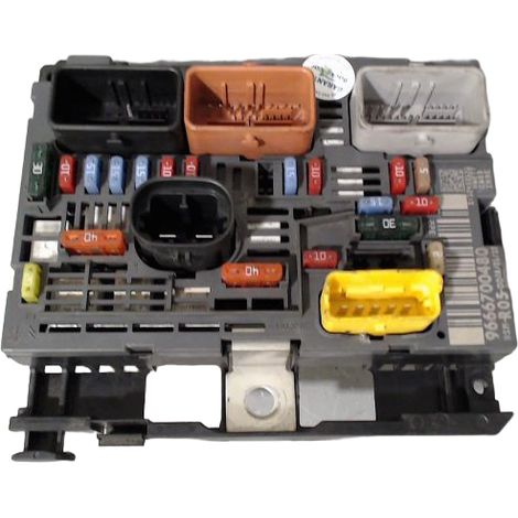 [PRODUIT D'OCCASION] Boite A Fusibles PEUGEOT 308 2007- ♻️ Ref Oe. 9807028880 - Garantie à vie (1/5)