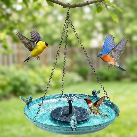 Bain d'oiseaux suspendu en métal de 38 cm avec fontaine solaire, panneau solaire fixe, 4 buses, 3 oiseaux décoratifs amovibles, cadeau idéal pour jardin, terrasse, porche ou cour. (1/5)