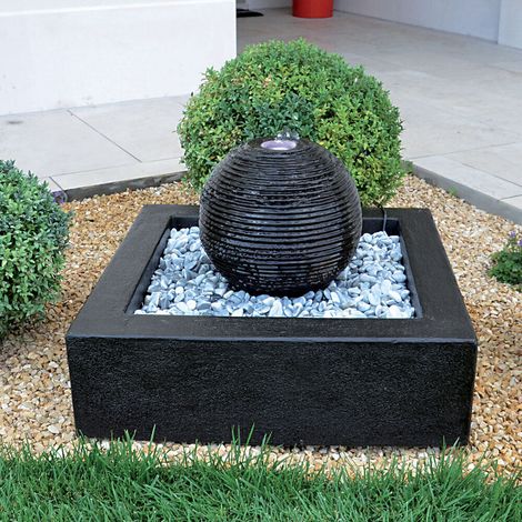 Gioco d'acqua Sfera Saturno con led - cm.65x65x h48 Nero