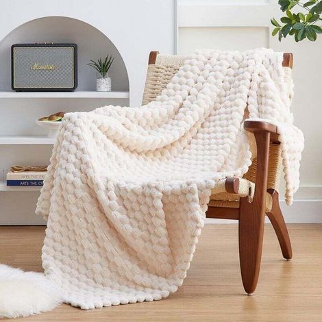 Wool Blanket for Sofas or Beds - Decorative Jacquard Blanket with 3D Turtle Pattern, Suitable for All Seasons (150x200 cm, Beige) (1/4)