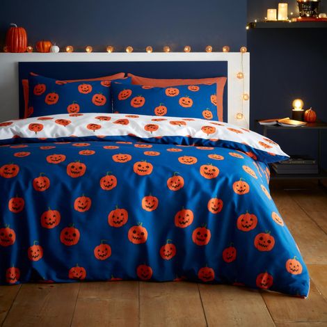 Parure de lit réversible avec Housse de Couette et taies d'oreiller Motif citrouilles d'halloween Bleu Marine (1/5)
