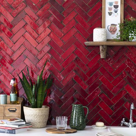 Zellige véritable Carrelage Artisanal - 5x15 cm - Rouge Pétillant (vendu par boîte de 0,5m²) (1/5)