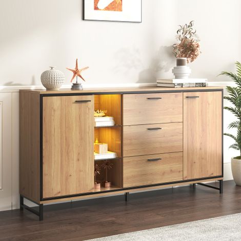 Buffet à trois tiroirs, présentant un veinage du bois exquis. Buffet moderne à la finition façon bois et doté de compartiments de rangement — un meuble d'intérieur à la fois élégant et fonctionnel. Fi