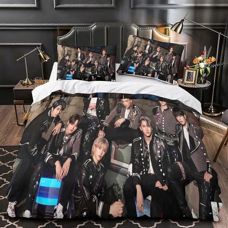 Housse de couette Stray Kids, ensemble de literie enfant/adulte, housse de couette Stray Kids, fermeture éclair douce avec taie d'oreiller, taille King (135 x 200 cm). (1/5)