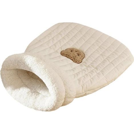 Cozy Pet Cuddle Zone – A soft, comfortable cat bed featuring an easy-access sleeping bag design and a stylish S-shaped basket patter