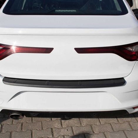 OMAC Ladekantenschutz für Renault Megane Limo 2016-2022 Acryl matt schwarz (1/5)