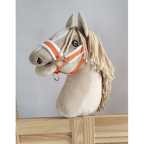 Cavezza regolabile per cavalli Hobby Horse A3 arancione con pelliccia bianca (1/3)